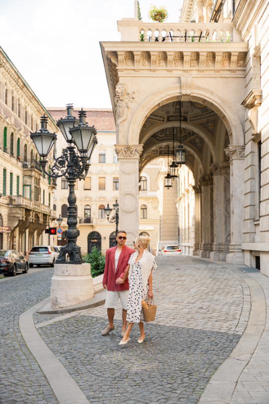 eskuvoi-fotozas-operahaznal-budapest Virág és Péter kreatív fotózás Kiskunhalas Csetényi élménypark